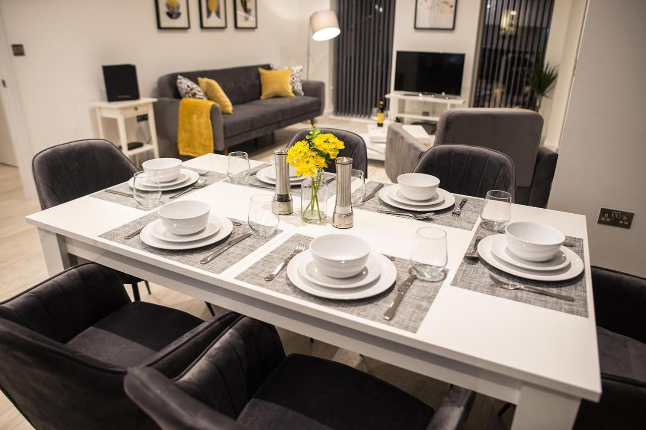 Luxury King Bed Apartment & Free Parking Cambridge  Exterior photo