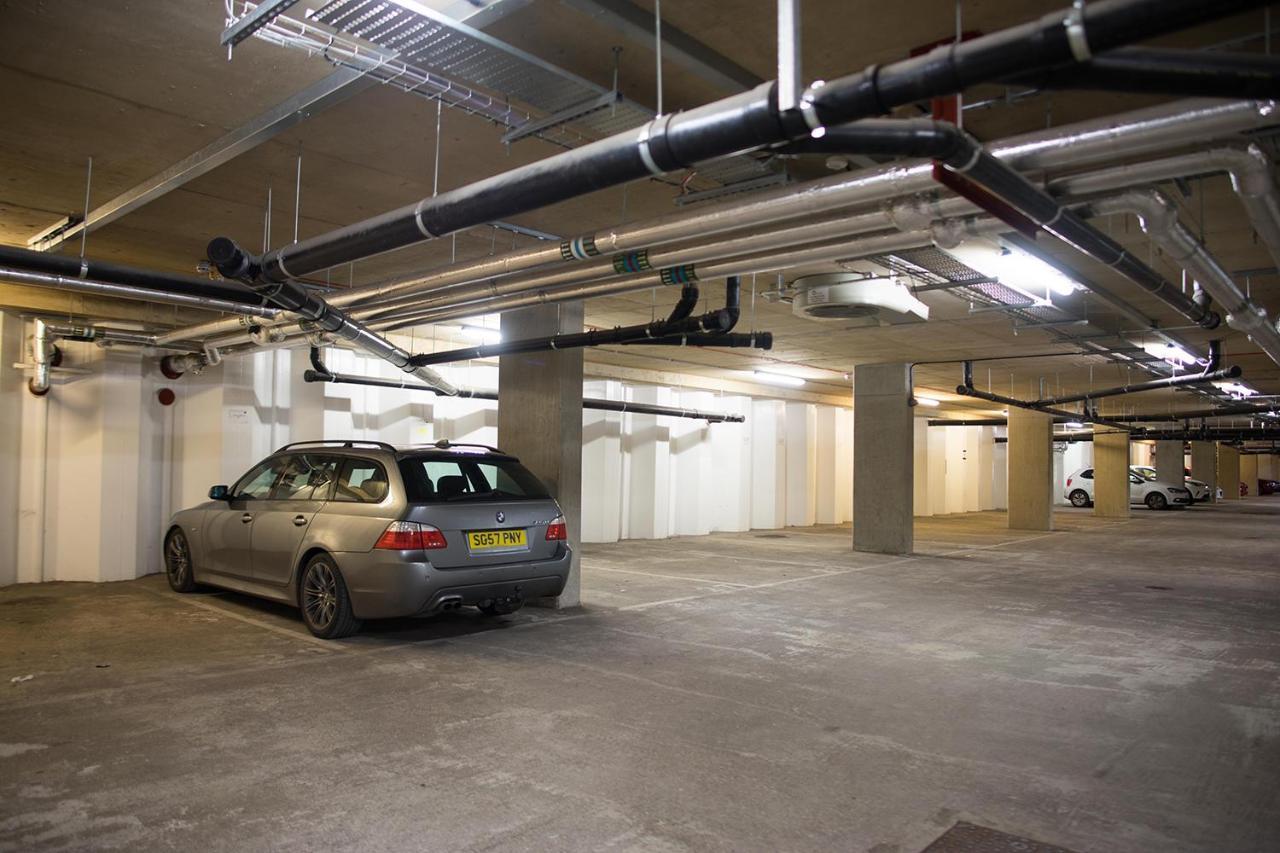 Luxury King Bed Apartment & Free Parking Cambridge  Exterior photo